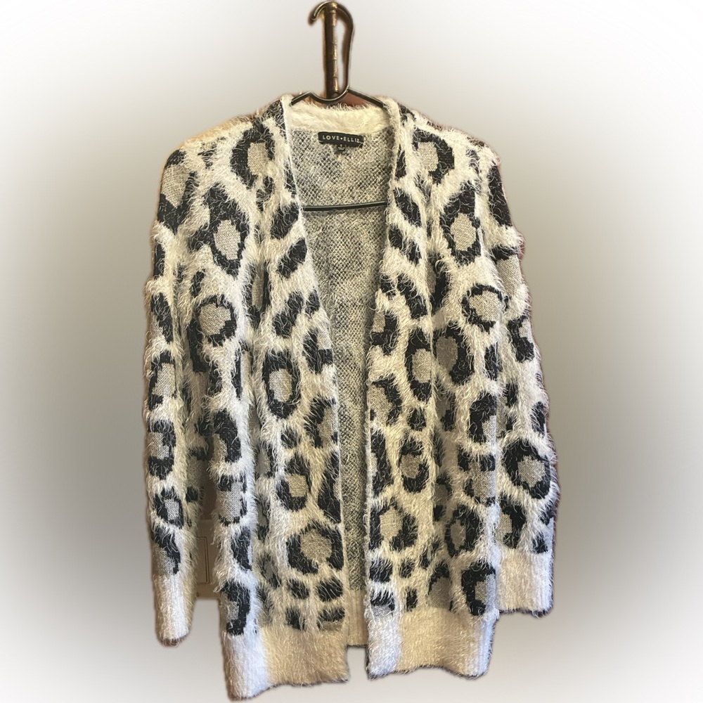 Love Ellie Ronni Feather Yarn Cardigan